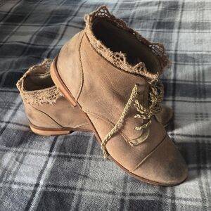 Free People Tan Lace-Trim Braided Lace Ankle Boots